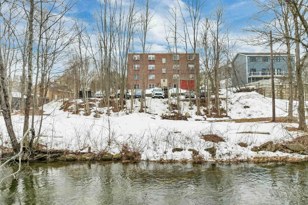 30 Beech Street Bristol NH 03222