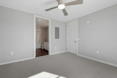 51 Elm Street Laconia NH 03246