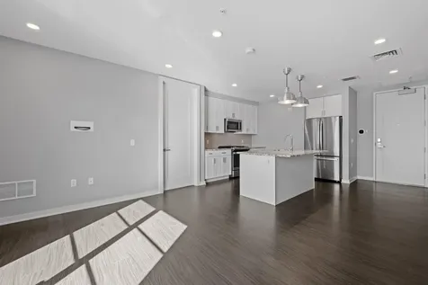 51 Elm Street Laconia NH 03246
