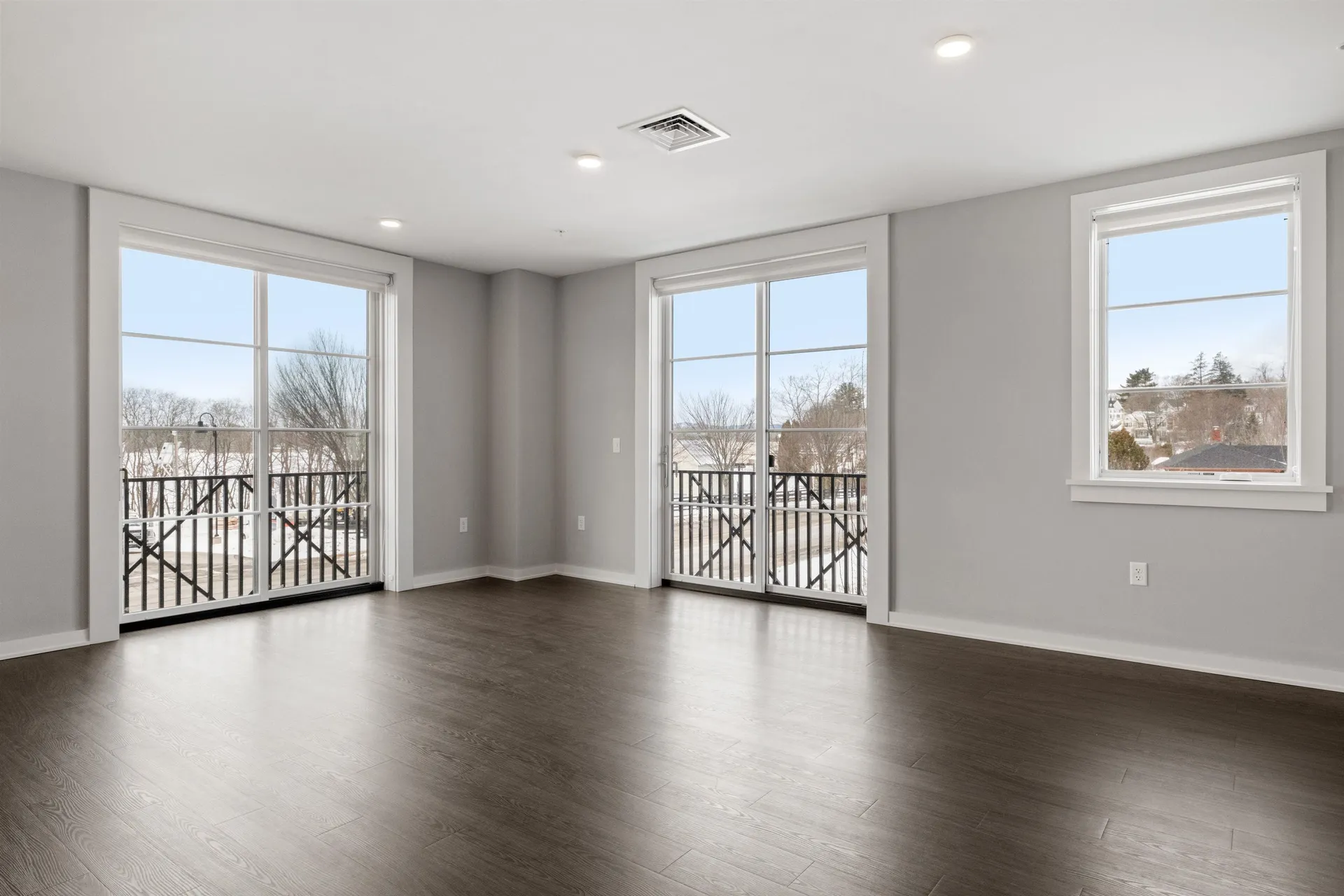 51 Elm Street Laconia NH 03246