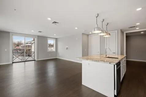 51 Elm Street Laconia NH 03246