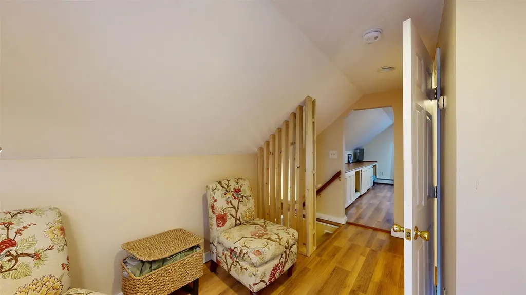 433 1/2 Flynn Avenue Burlington VT 05401