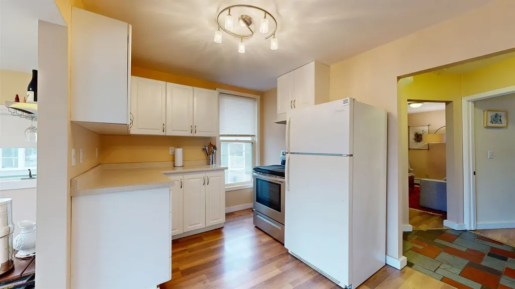 433 1/2 Flynn Avenue Burlington VT 05401