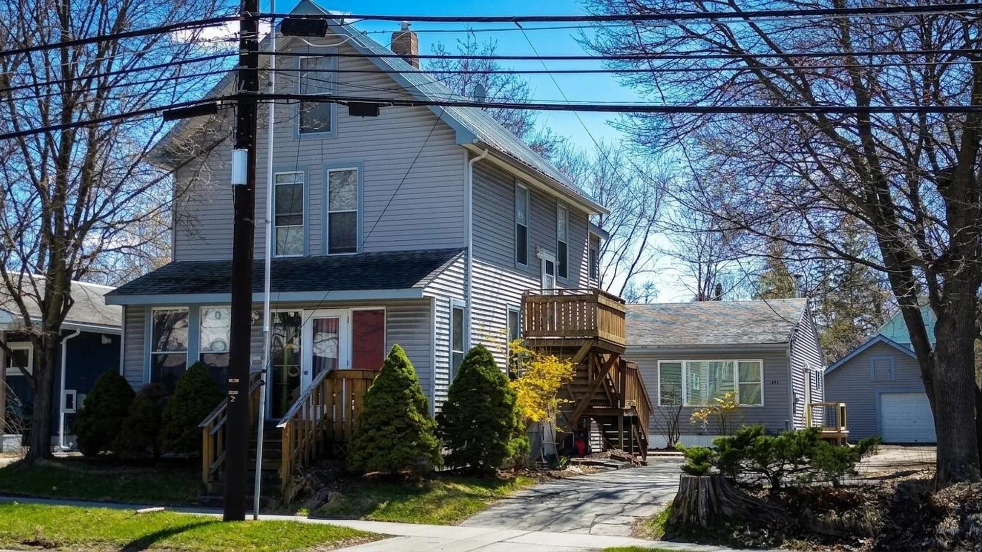 433 1/2 Flynn Avenue Burlington VT 05401