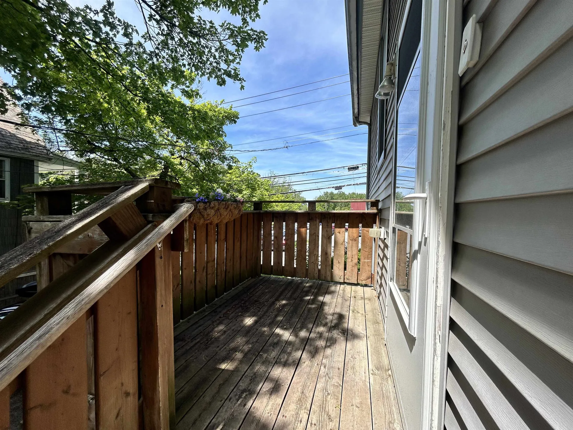 433 1/2 Flynn Avenue Burlington VT 05401