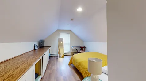 433 1/2 Flynn Avenue Burlington VT 05401