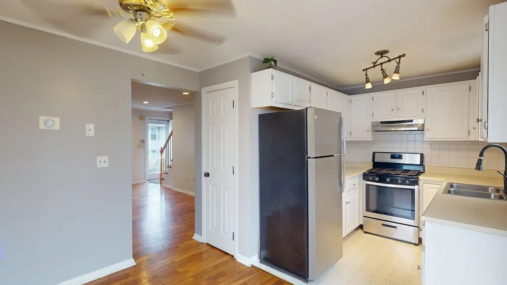 29 Beech Hill Avenue Manchester NH 03103