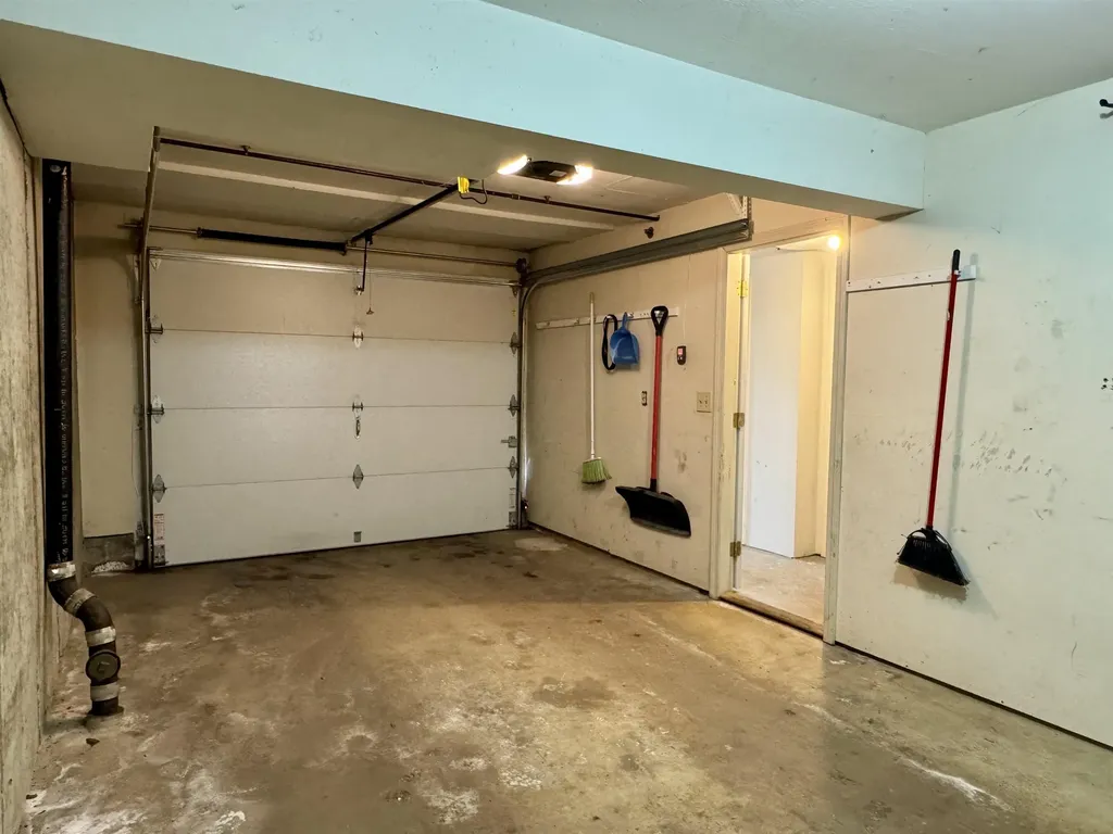 29 Beech Hill Avenue Manchester NH 03103