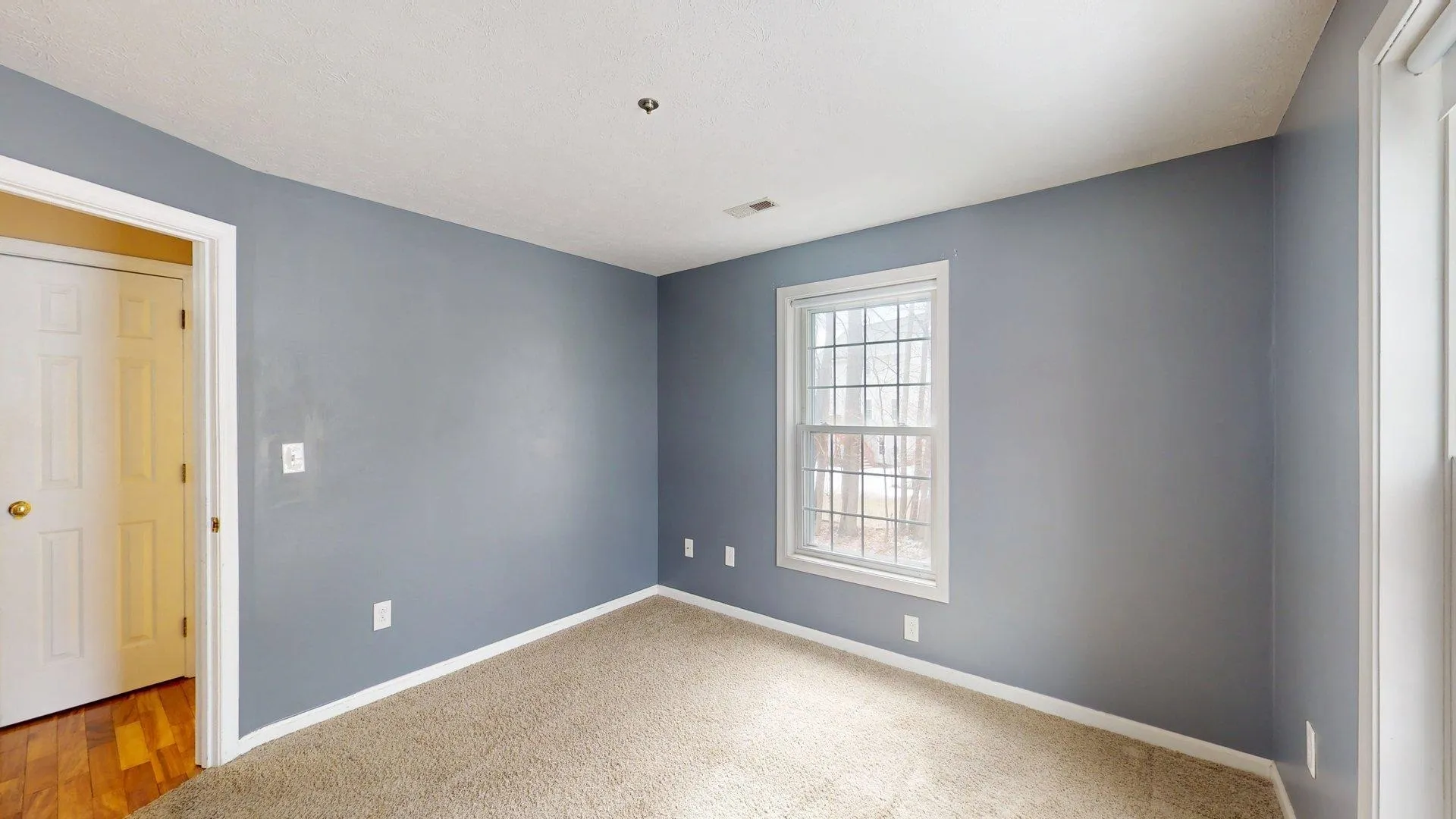 29 Beech Hill Avenue Manchester NH 03103