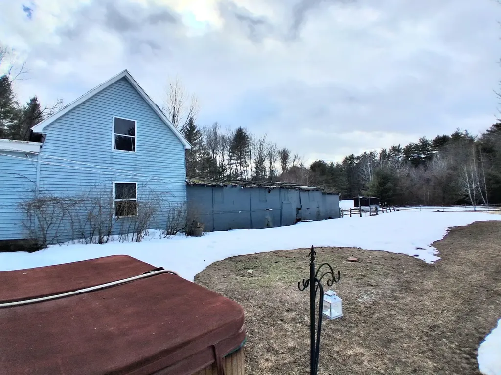 179 Back River Road Bedford NH 03110