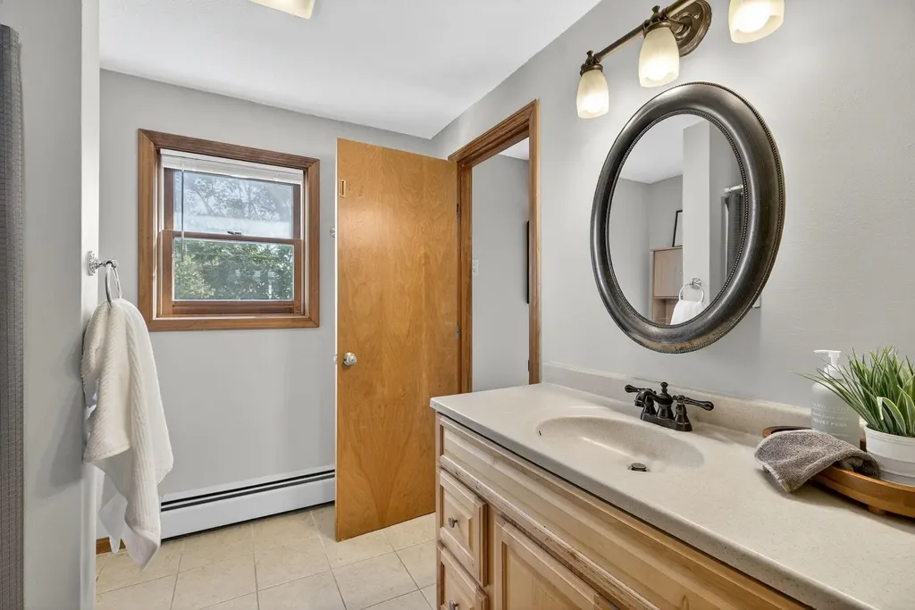 620 Hackett Hill Road Manchester NH 03102