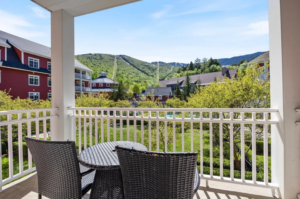 102 Forest Drive Warren VT 05674