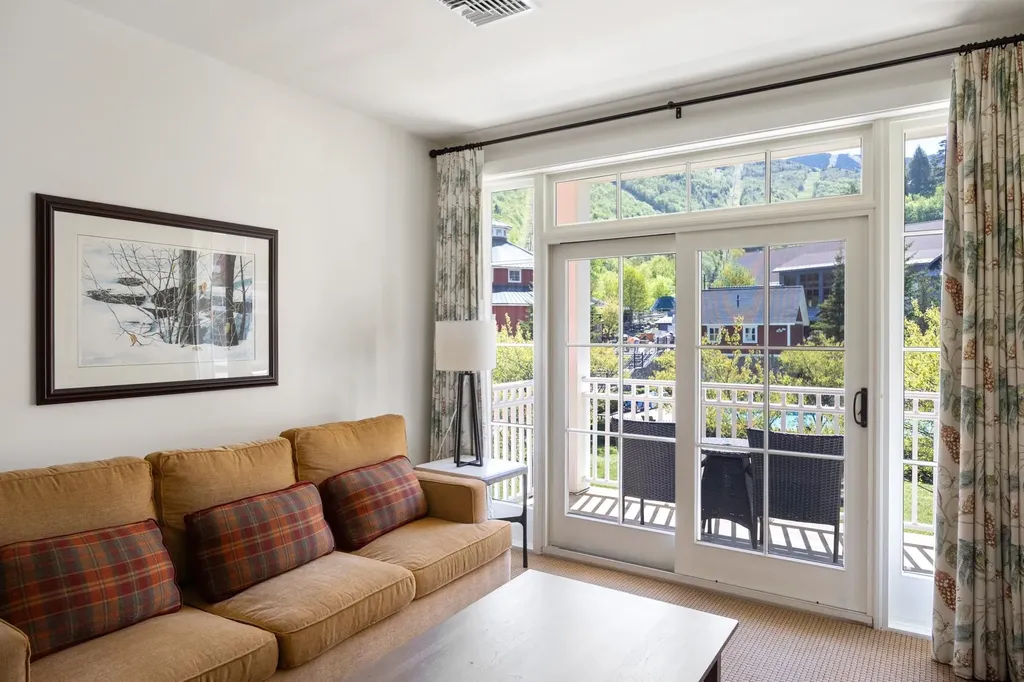 102 Forest Drive Warren VT 05674