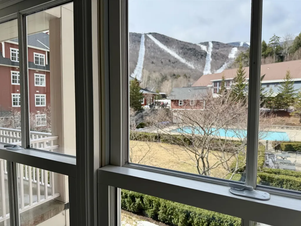 102 Forest Drive Warren VT 05674