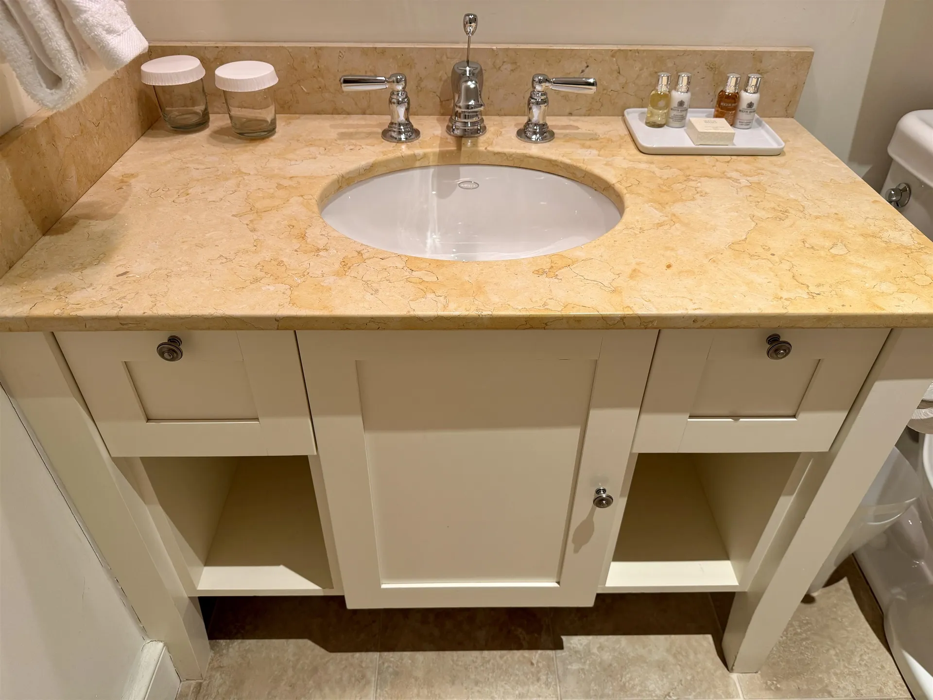 102 Forest Drive Warren VT 05674