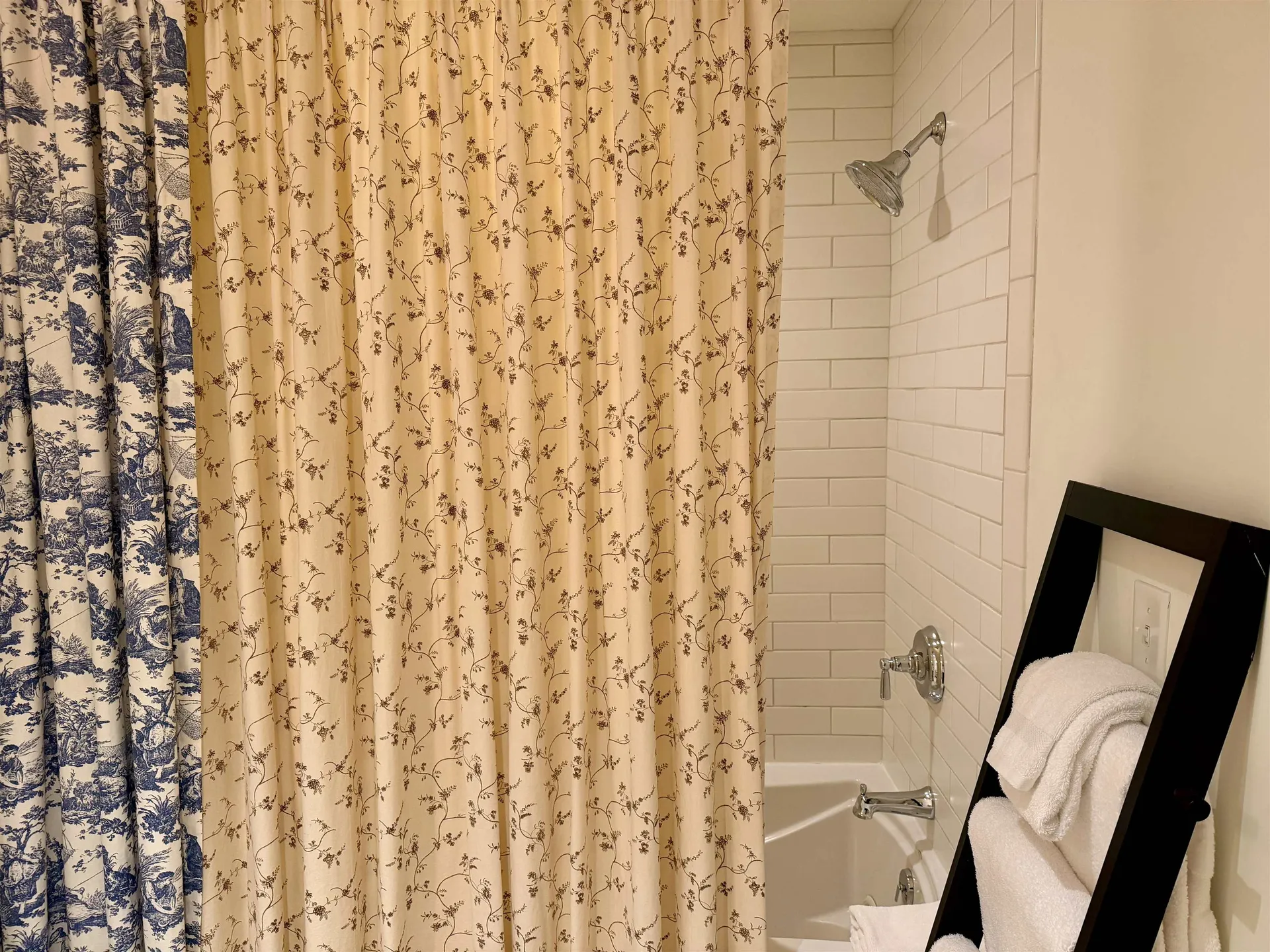 102 Forest Drive Warren VT 05674