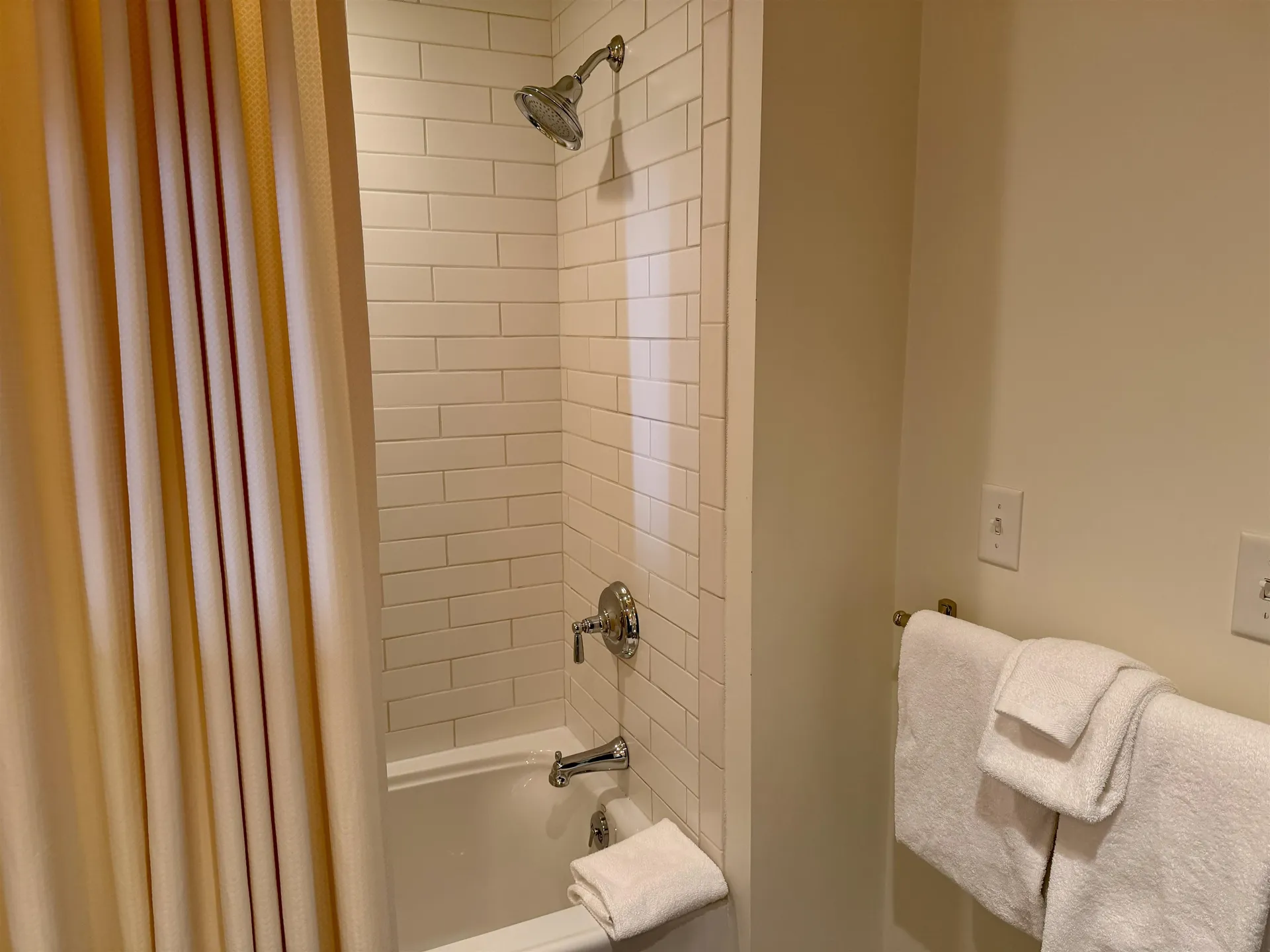 102 Forest Drive Warren VT 05674