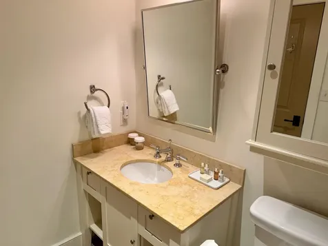 102 Forest Drive Warren VT 05674