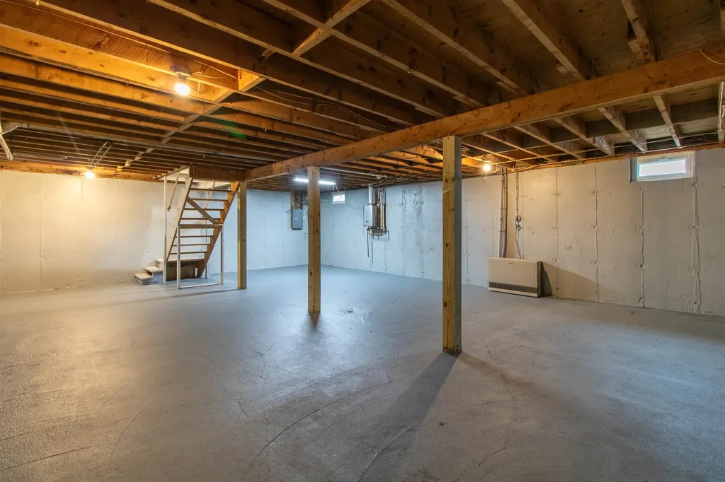 410 Water Street Albany VT 05820