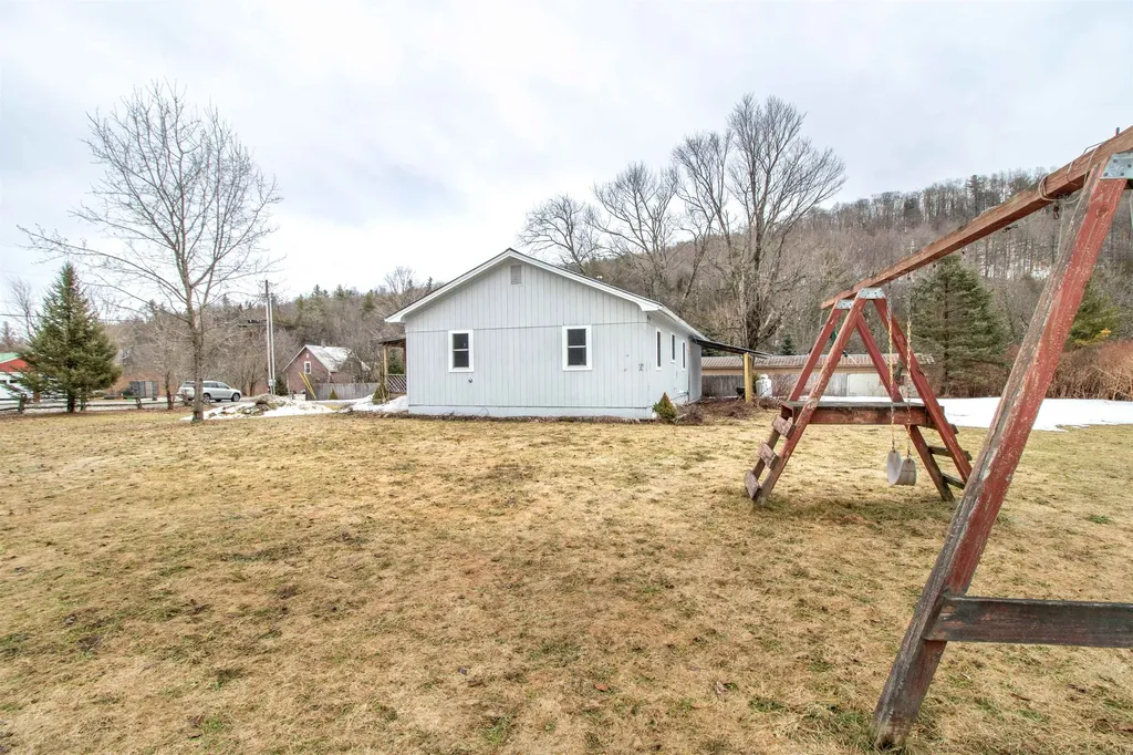 410 Water Street Albany VT 05820