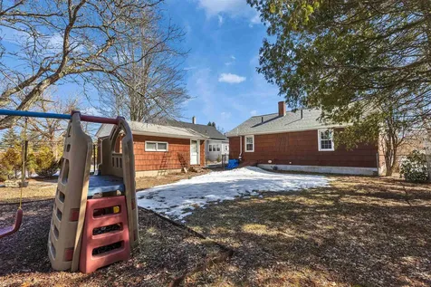 385 Hill Street Manchester NH 03102