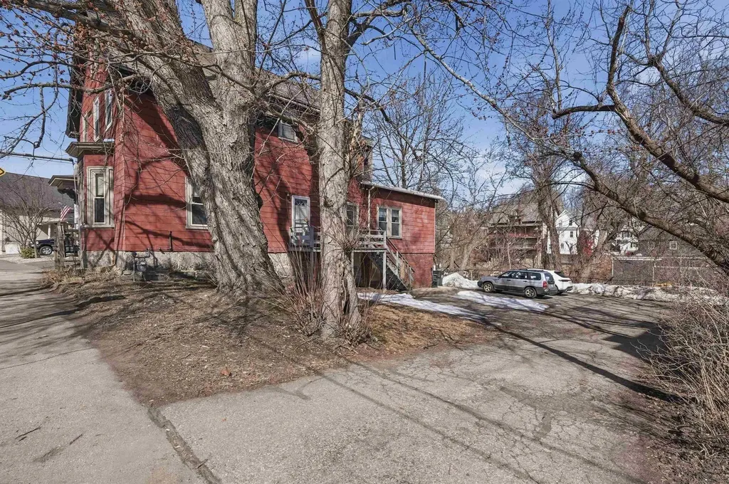 41 Varney Street Manchester NH 03103