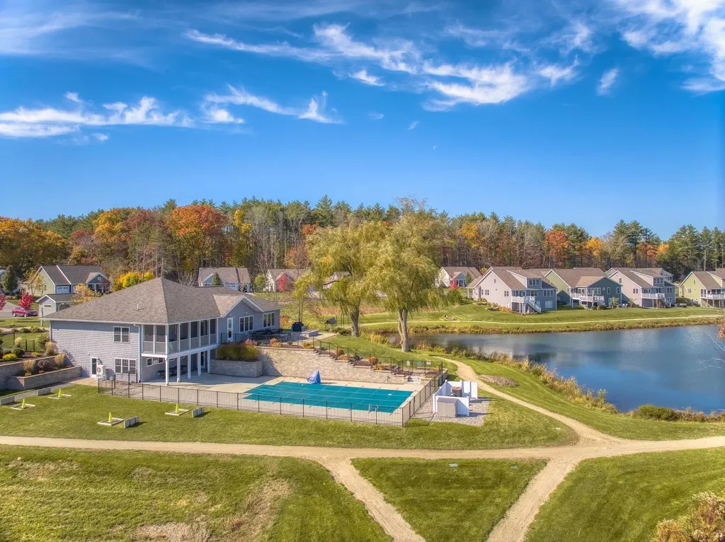 58 Three Ponds Drive Brentwood NH 03833