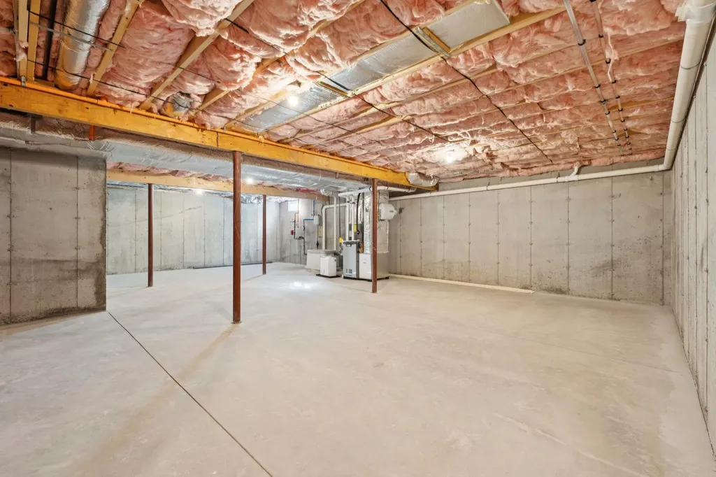 58 Three Ponds Drive Brentwood NH 03833