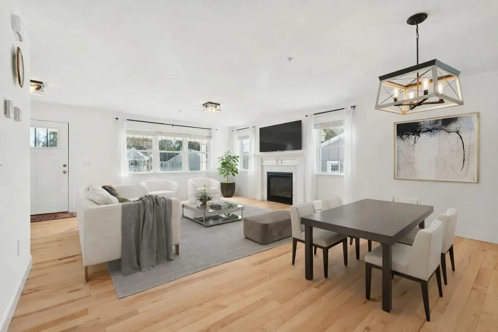 58 Three Ponds Drive Brentwood NH 03833