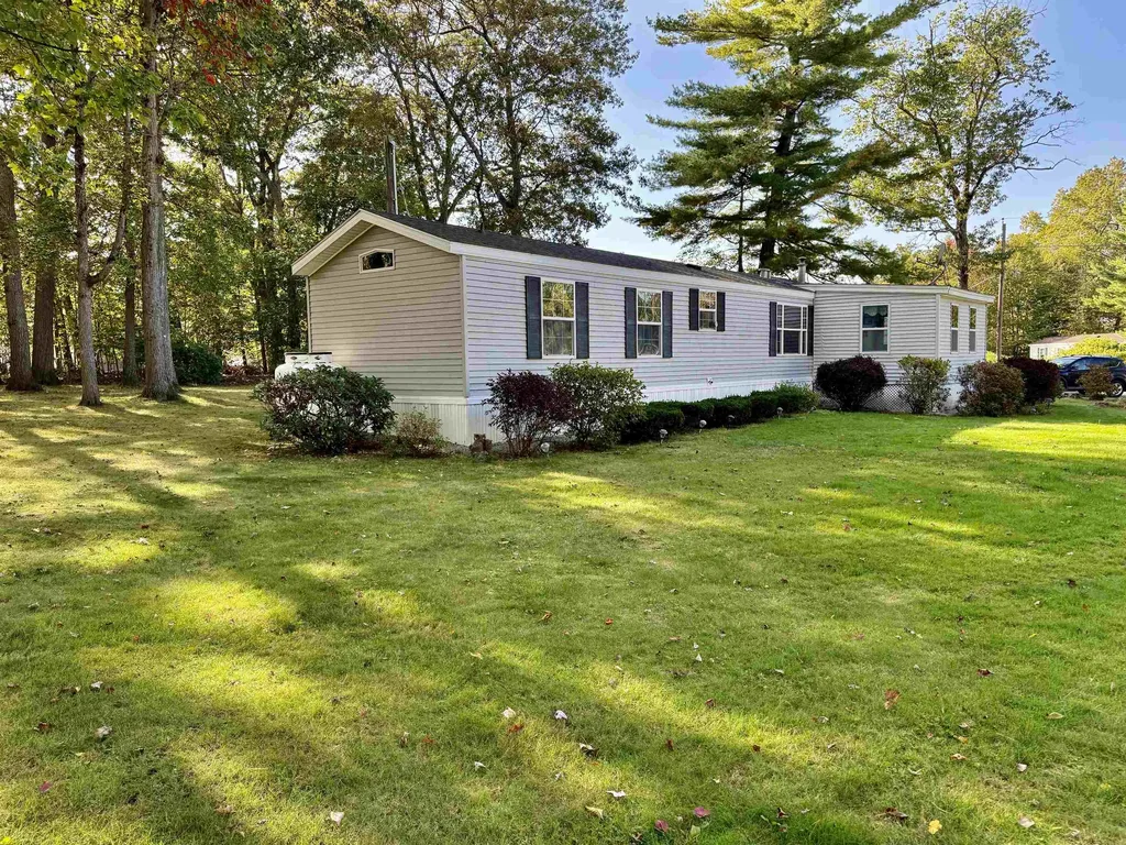 56 Nelson Street Salem NH 03079