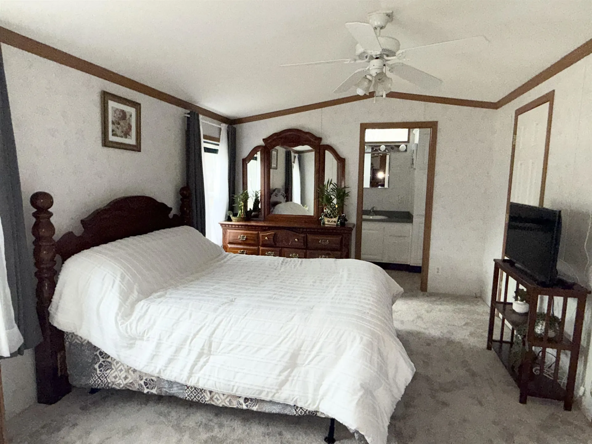 56 Nelson Street Salem NH 03079