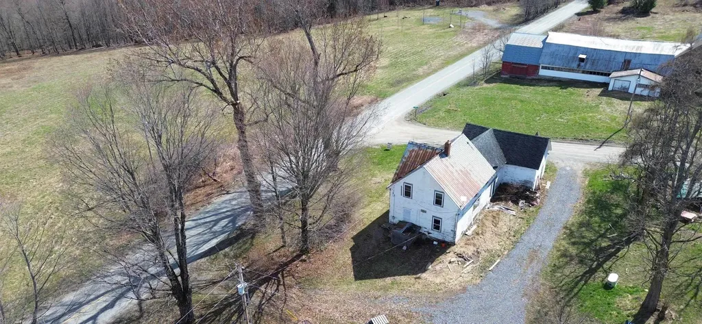 12 Baraw Road Lowell VT 05847