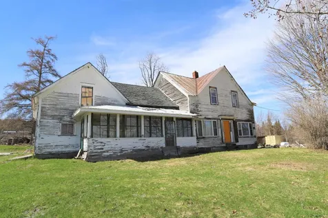 12 Baraw Road Lowell VT 05847