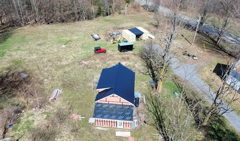 12 Baraw Road Lowell VT 05847