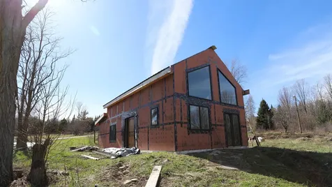 12 Baraw Road Lowell VT 05847