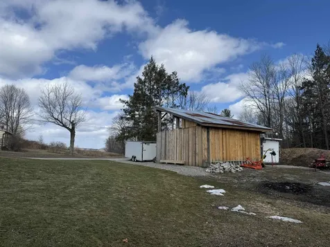 387 Meadow Brook Road Brattleboro VT 05301