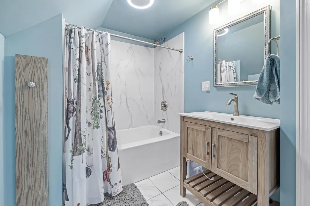 1487 Nh Route 12a Plainfield NH 03781