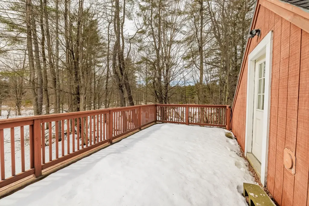 1487 Nh Route 12a Plainfield NH 03781