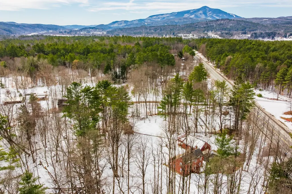 1487 Nh Route 12a Plainfield NH 03781