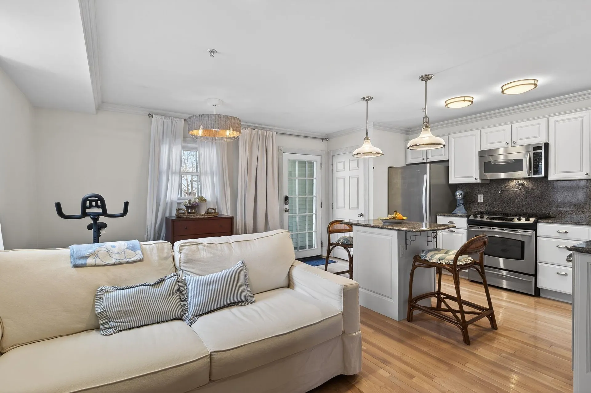 86 Islington Street Portsmouth NH 03801