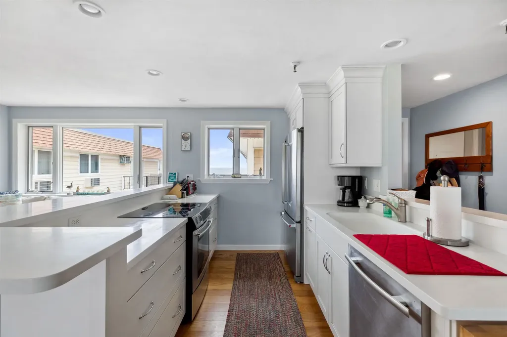 407 Ocean Boulevard Hampton NH 03842