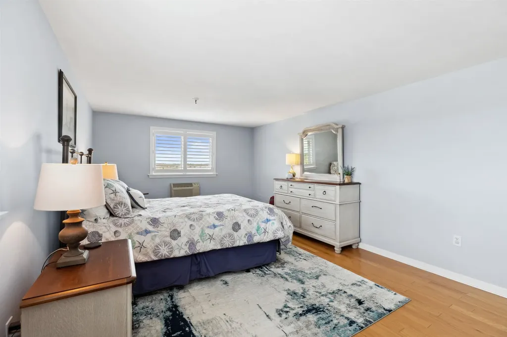 407 Ocean Boulevard Hampton NH 03842