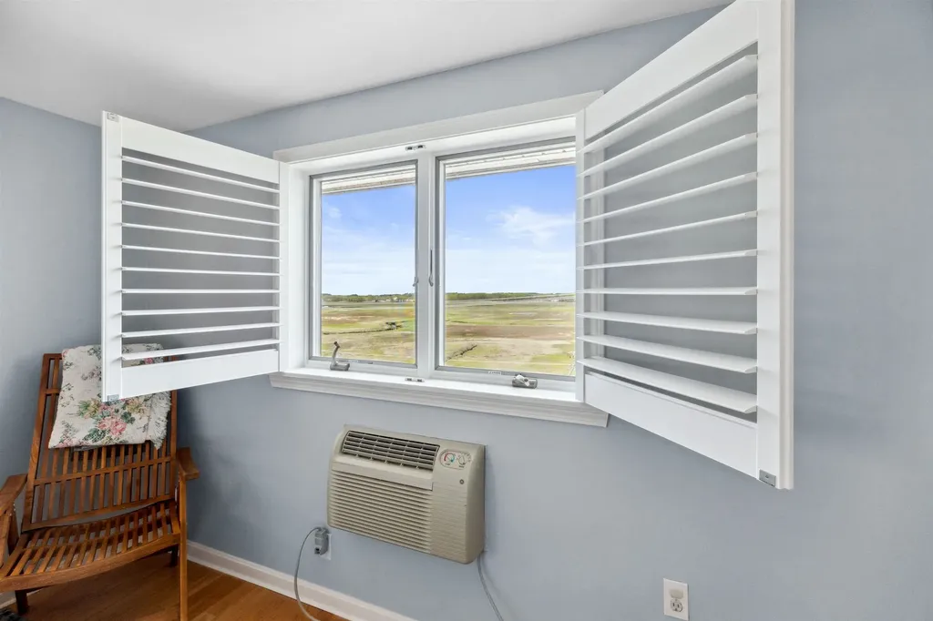 407 Ocean Boulevard Hampton NH 03842