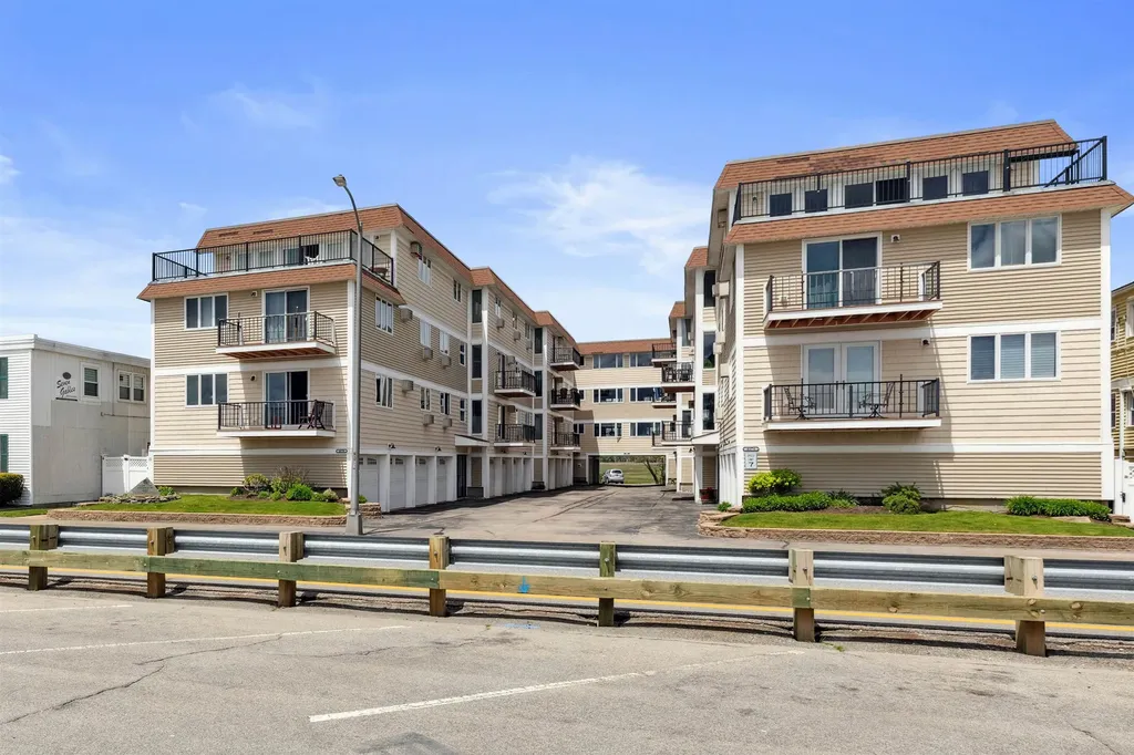 407 Ocean Boulevard Hampton NH 03842