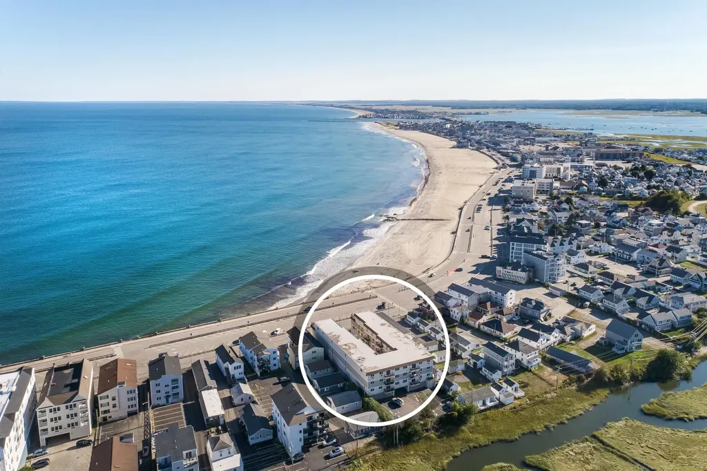 407 Ocean Boulevard Hampton NH 03842