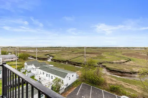 407 Ocean Boulevard Hampton NH 03842