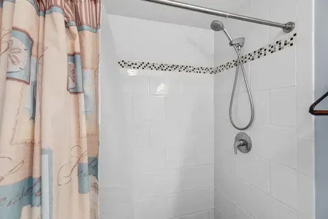 407 Ocean Boulevard Hampton NH 03842