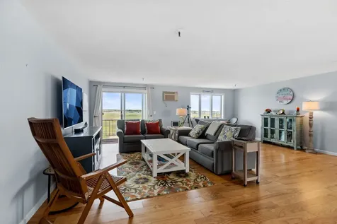 407 Ocean Boulevard Hampton NH 03842