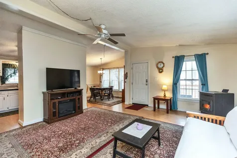 28 Willow Terrace Loudon NH 03307