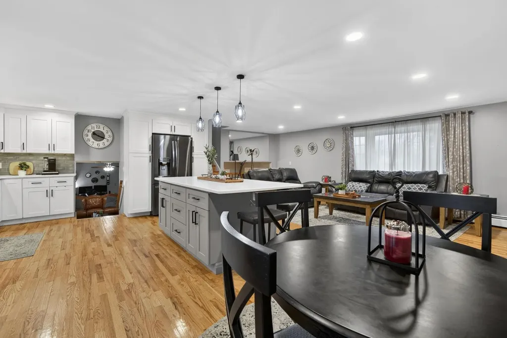 42 Marianna Road Salem NH 03079